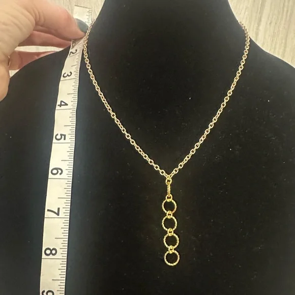 Gold Chain Necklace w/ Interlocking Ring Charms - Picture 4 of 5
